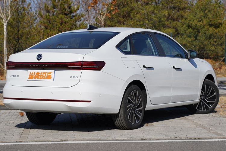 众朗逸Pro车型配置盘点pg电子助您选车:上汽大(图2) 众朗逸Pro车型配置盘点pg电子助您选车:上汽大(图2)